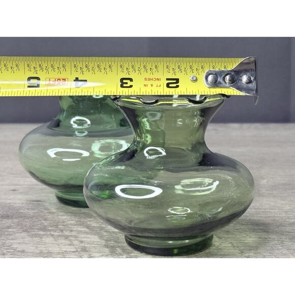 Pair Anchor Hocking Emerald Green Glass Ruffled Edge Vase 2135B - Picture 5 of 5
